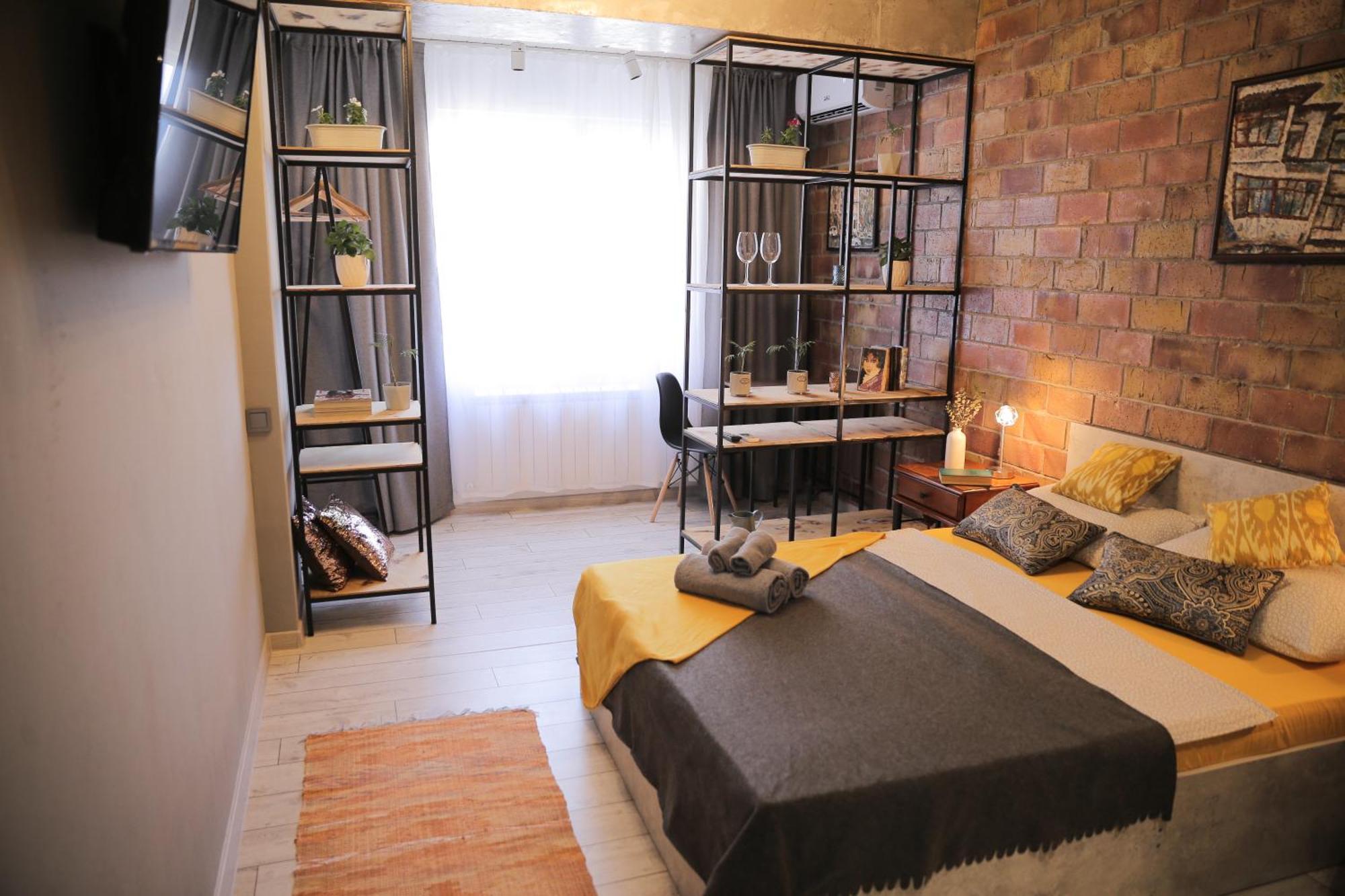 Adt Apartments Almaty Esterno foto
