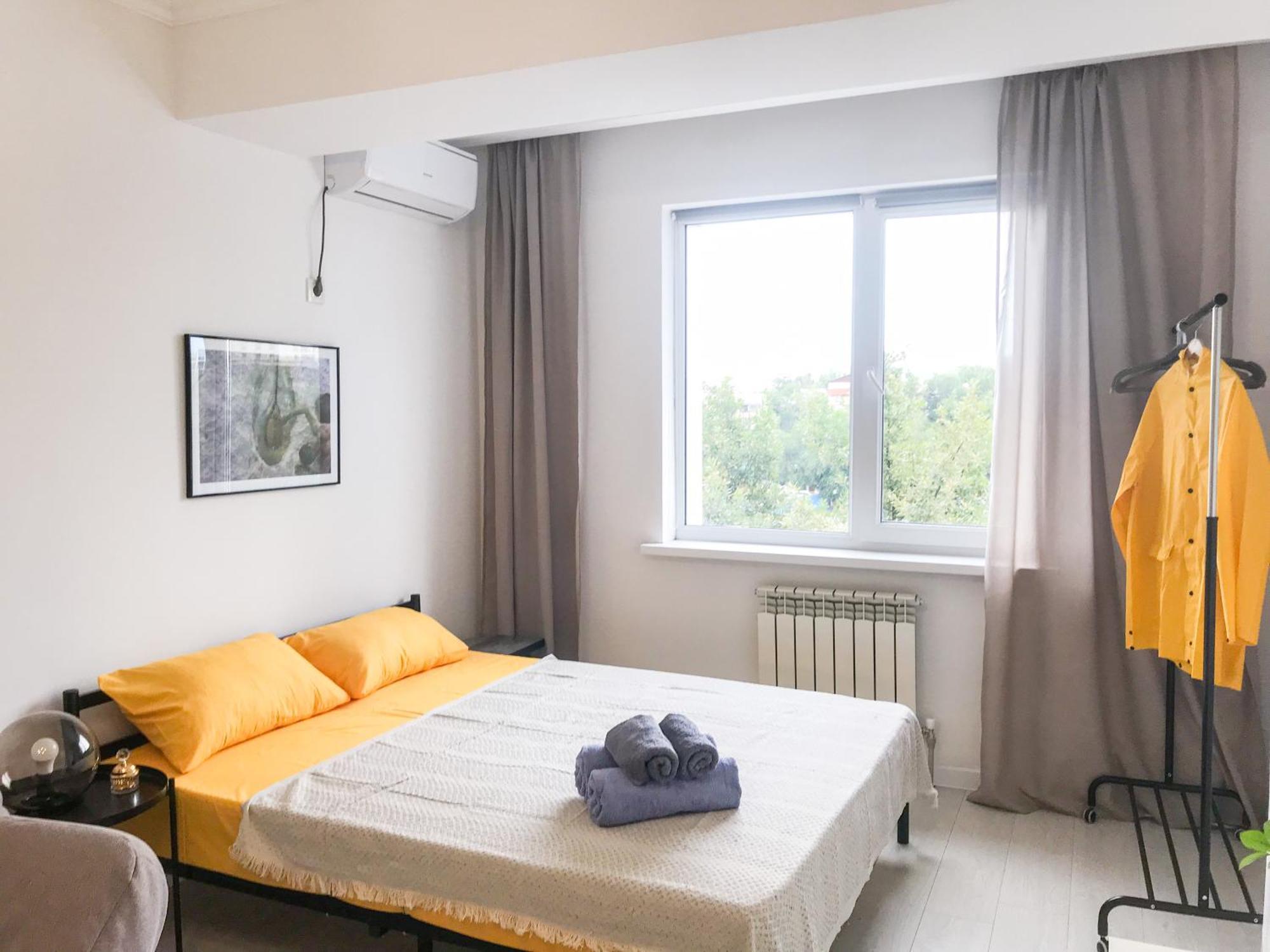 Adt Apartments Almaty Esterno foto